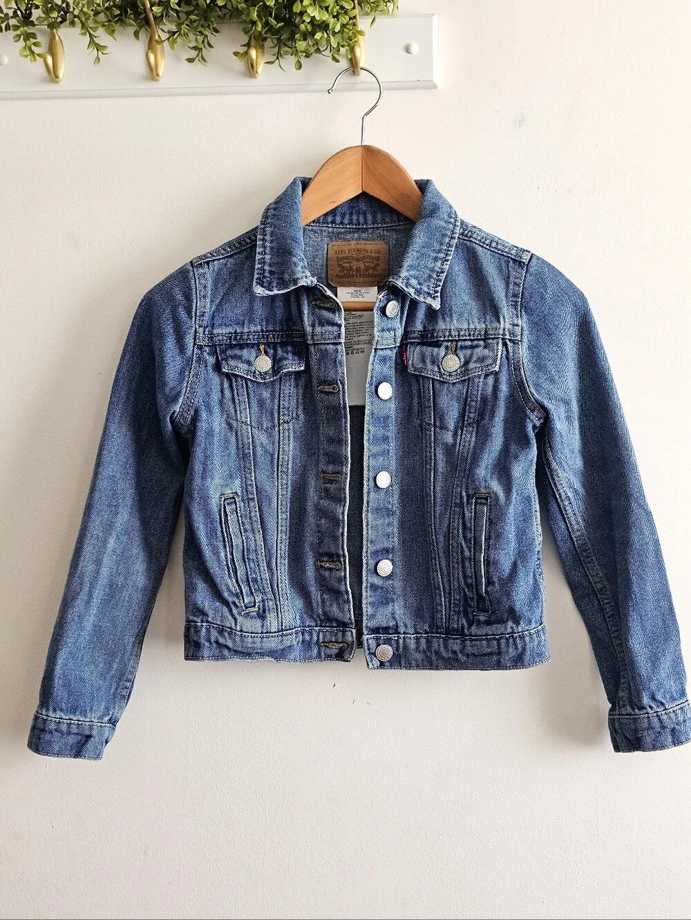 Levi's Kids Denim Trucker Jacket Blue 100% Cotton Button Front Size 10–12 Years